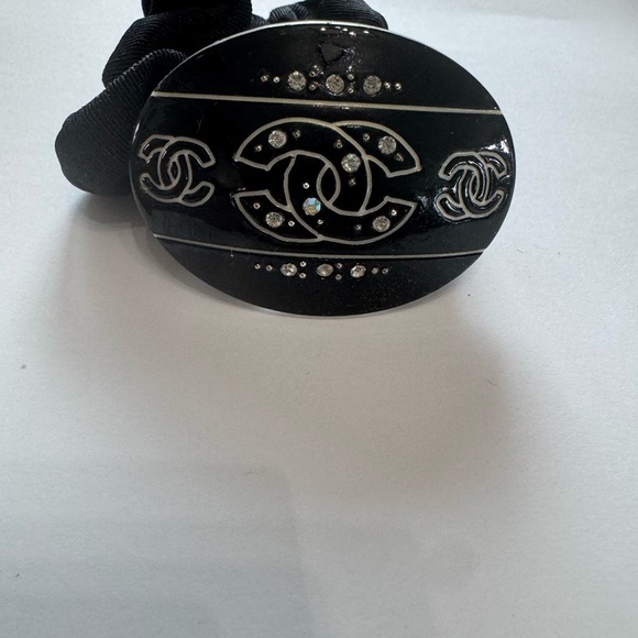 N/A Accessories - Black and Silver Hair Accessory